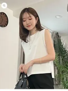 MEロゴ ノースリカットソー　Maison Echelle メゾンエシェル
