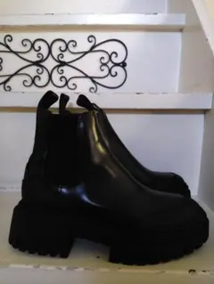 ZARA 新品 サイドゴア トラックソール チェルシーブーツ レザーブーツ