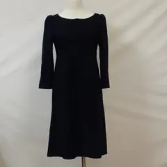 フォクシー濃紺シンプルワンピース、サイズ38.M.9号。FOXEY
