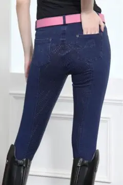 Item thumbnail for item abb60851-828e-4a20-8676-c4e3980e6ce5