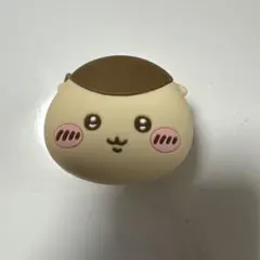 ちいかわ　おかおミニシリコンポーチ　くりまんじゅう