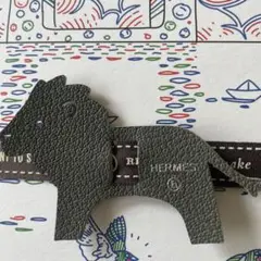 HERMES ライオン型チャーム petitアッシュとリボン　カード