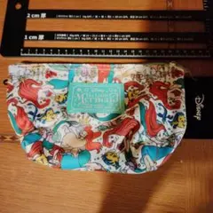 新品未使用　Disney 　ディズニー　リトルマーメイド 　アリエル　ポーチ
