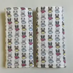 ティーカップ.ブルドッグ柄　ハンドメイドエルゴよだれカバー