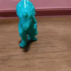 ターコイズ色 恐竜型フィギュア