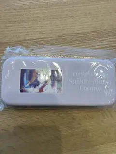 3COINSセーラームーン　メガネケース