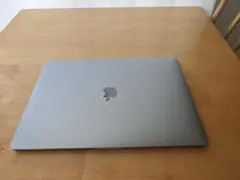 放電回数58回 MacBook Pro タッチバー