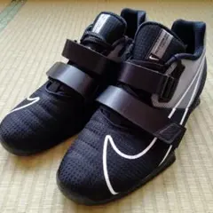 NIKE ナイキ　ロマレオス3 26.5㎝　赤 NIKE ナイキ ロマレオス3 26.5㎝ 赤 - メルカリ