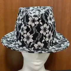 花柄 バケットハット 黒と白　新品