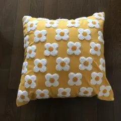 花柄イエロークッション（中材付き）×2点