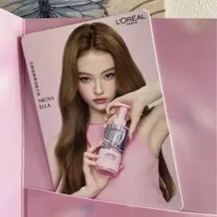 MEOVV エラ L'OREAL ロレアル コラボ 限定 トレカ 中国