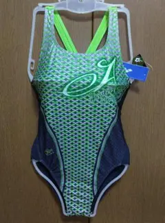 Item thumbnail for item e9b002dd-bc1c-46e6-84f8-c90f49433a33