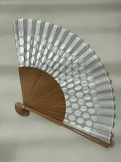 新品未使用 FONDATION LOUIS VUITTON 扇子