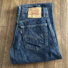 Levi Strauss & Co. 558 W25 L32