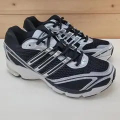 スーパーノヴァ クッション 7 ブラック/シルバー 23.5cm