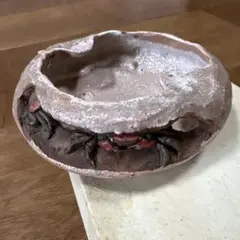 陶器製 灰皿 装飾的な葉模様 楽山焼