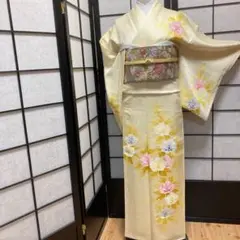 ［3906］訪問着 手描き 牡丹文様 ぼかし染 正絹 着物 袷