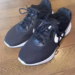 【美品】NIKE ランニングシューズ 黒色