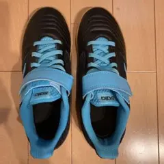 アディダス フットサルサッカーシューズ 室内21cm