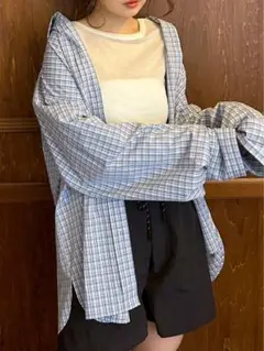 リボン付きストライプオーバーシャツ