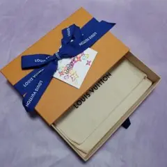 ルイヴィトン 保存箱 保存袋 長財布
