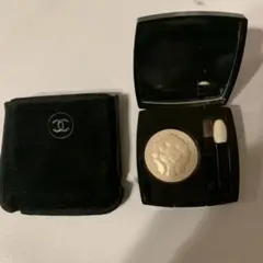 シャネル LONGWEAR POWDER EYESHADOW 905