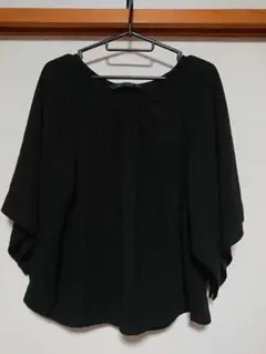 ZARA WOMAN　トップス　袖フレア　5分袖　胸元タック　黒　USED　ザラ