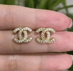 A1526 小さめCHANEL ヴィンテージ チャーム ピアス ココマーク