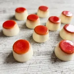 デコパーツ　カスタードプリン