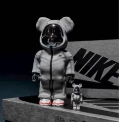 メディコム ベアブリック ナイキTech Fleece N98 400%セット Bearbrick x Nike Tech Fleece N98 100% & 400% Set – KATANA KICKS
