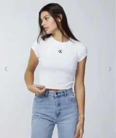 Calvin Klein Jeans クロップド丈リブTシャツ