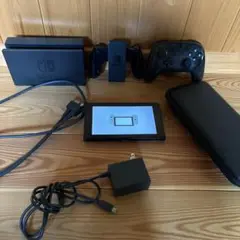 任天堂Switch 1式 ジョイコン無し SDカード付き