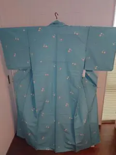 美品　しつけ付き　洗える着物　小紋　単衣　桜の花柄　Ｌsize