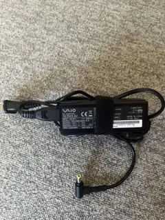 VAIO ACアダプター VJ8AC10V9 ①