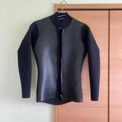 フロントジッパー タッパー　ノーブランド サイズＭ〜ML