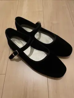 ニコアンド　フラットシューズ　ブラック　ベルベット