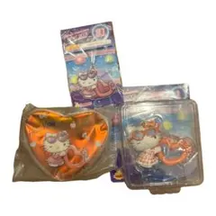 シナモロールメモスタンド、手鏡セット、小物入れ - メルカリ