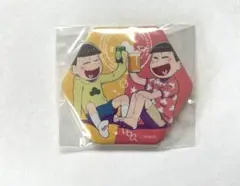 おそ松さん 乾杯! ペア　缶バッジ　おそ松 十四松