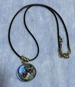 レジン　ペンダント