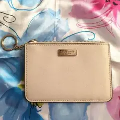 Kate Spade パスケース ベージュ/ブラック