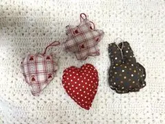 【ハンドメイド】布製オーナメント3点セット+おまけつき　バラ/古布