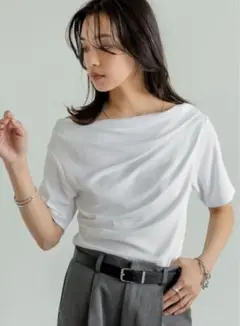 美品⭐︎リエディ 涼感 2WAYリブカットソードレープTシャツ