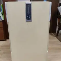【除加湿空気清浄機】ダイキン DAIKIN ACZ65M-W WHITE Amazon.co.jp: ダイキン(DAIKIN) 除加湿清浄機「クリアフォース