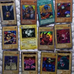 遊戯王カードとポケモンカードのまとめ売り12枚