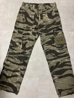 WTAPS シャツジャケット　迷彩柄　タイガーカモ WTAPS シャツジャケット 迷彩柄 タイガーカモ