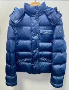 美品 PRADA ダウンジャケット