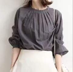 美品 IENA コットンシフォン ドビーシャーリングブラウス　グレー