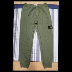 StoneIsland グリーン カーキー ストーン アイランド M スウェット