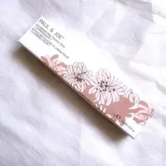 ほぼ未使用　PAUL & Jイルミネイティング タッチ ペン ベースメイク03