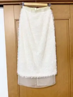 ノーリーズ　スカート　ふわふわ　ギャザー　オフホワイト